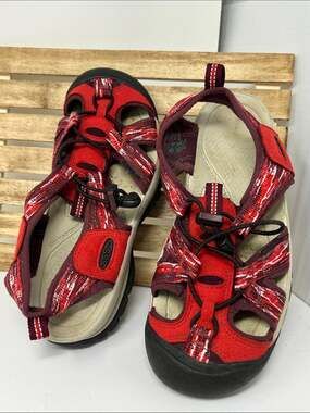 Keen Red Multi-Pattern Sport Sandals Size 7 (37.5)
